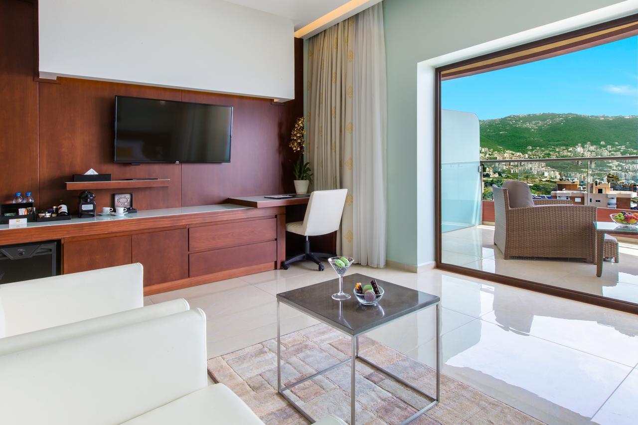 Burj On Bay Hotel Jounieh Eksteriør bilde